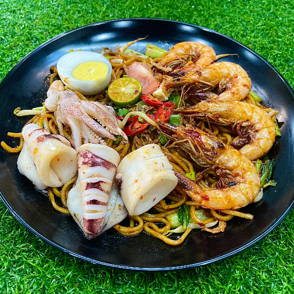 KOAY TEOW GORENG UDANG + SOTONG